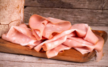 Mortadella bò. E’ qui la fetta? 796 0 009 Mortadella bo_ok